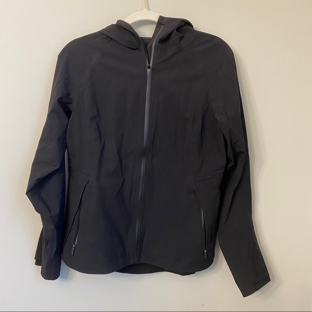 lululemon windbreaker US women’s 6